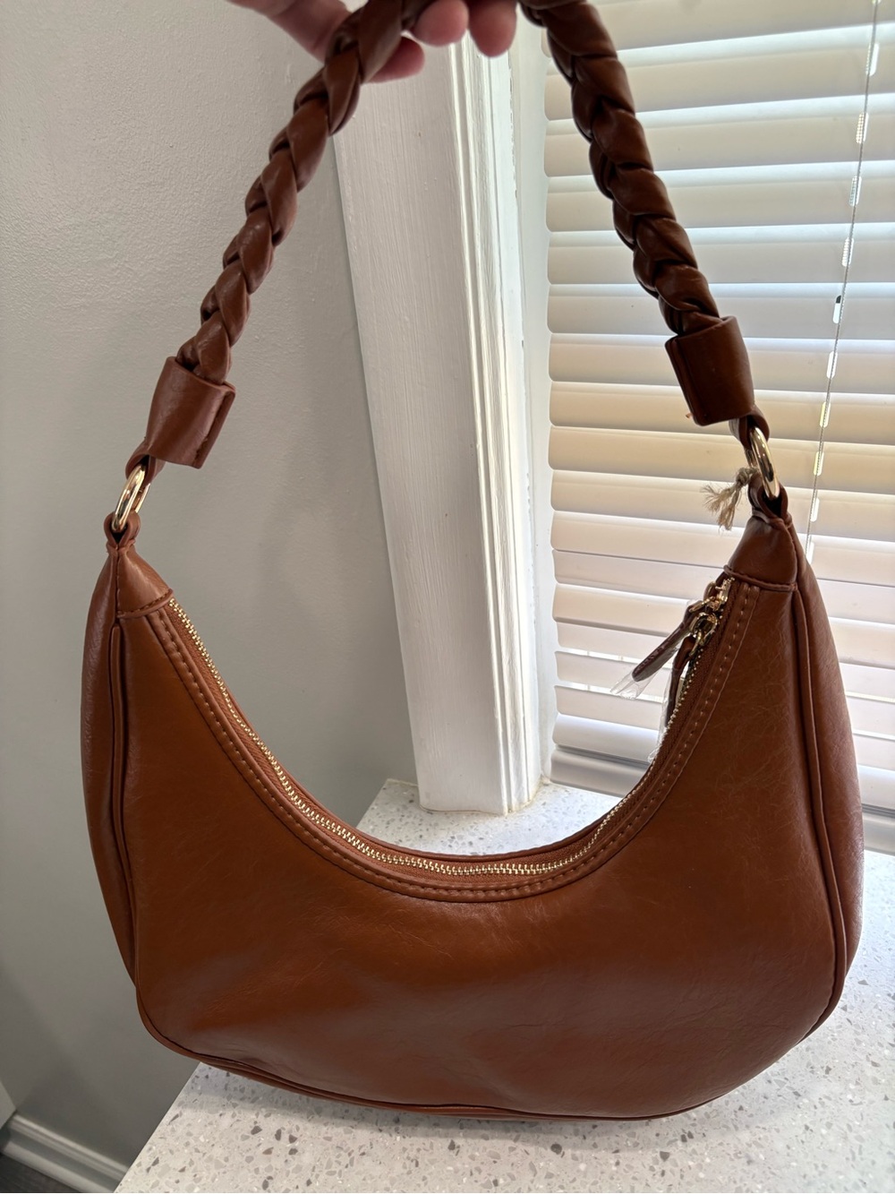 NWT Antik Kraft The Bellamy- Tan Crescent Shoulder Bag with Braided Handle - Picture 4 of 11